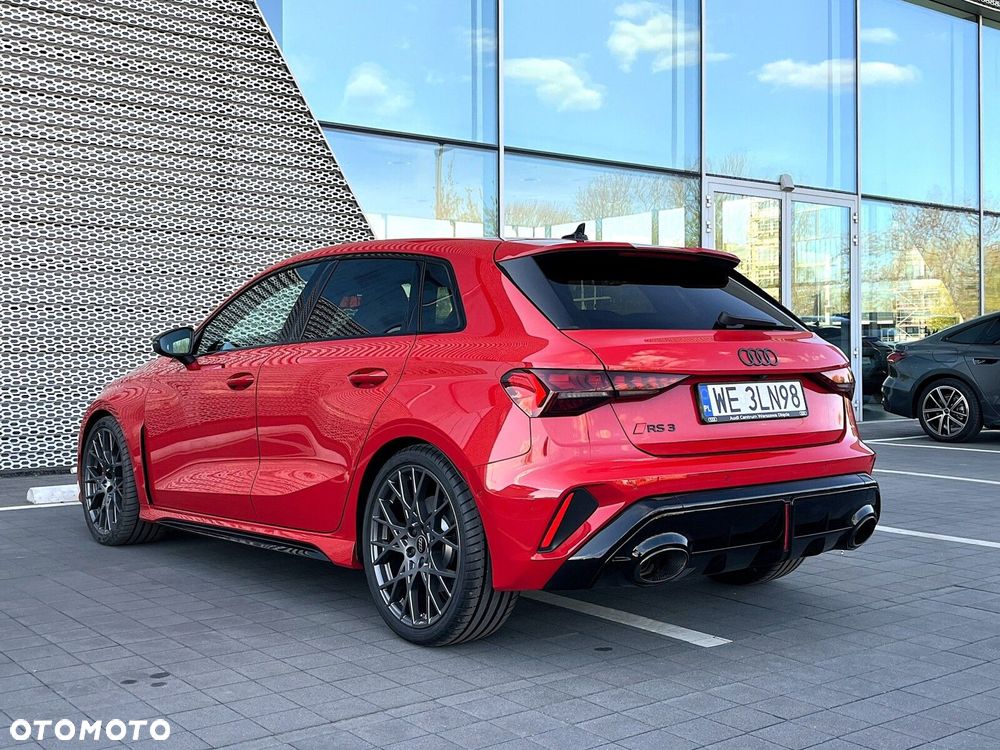 Audi RS3 Sportback - 4