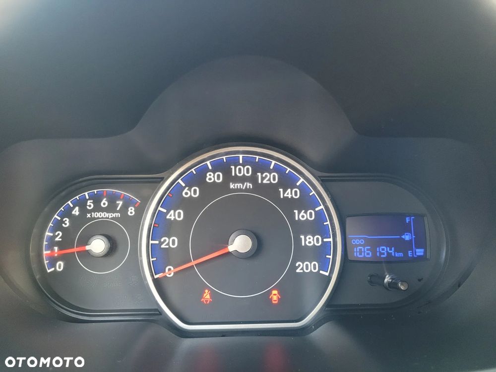 Hyundai i10 1.1 Classic + - 23
