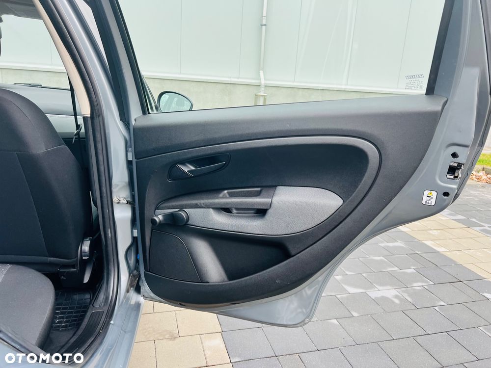 Fiat Grande Punto 1.4 8V - 28