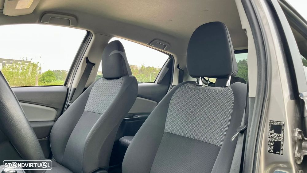 Toyota Yaris 1.0 VVT-i Comfort+P.Style - 14