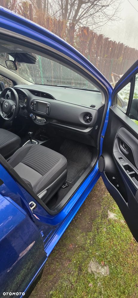 Toyota Yaris Hybrid 100 Dynamic EU6 - 21