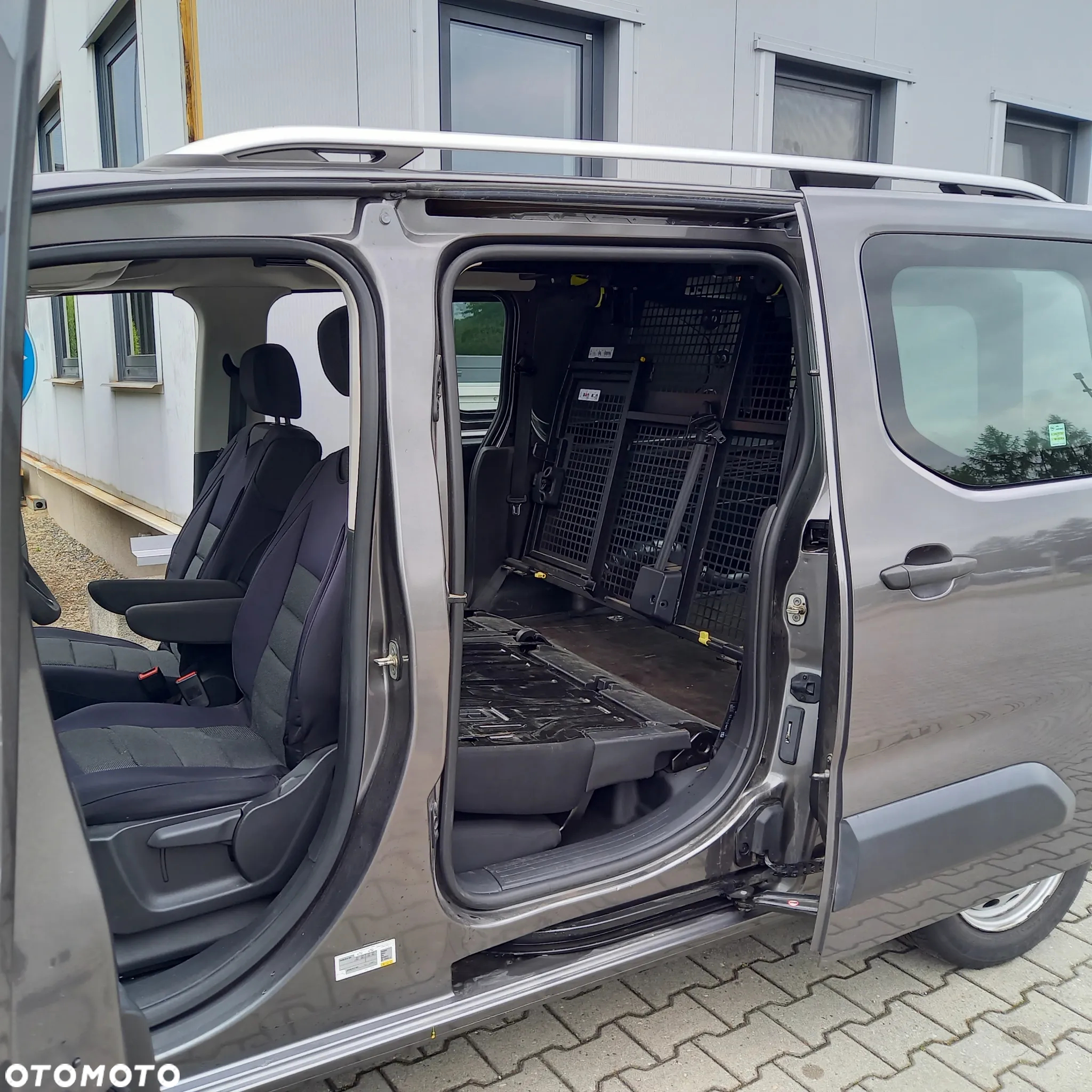 Opel Combo Cargo XL 1.5 CDTI S&S 2,4t (bryg.) - 11