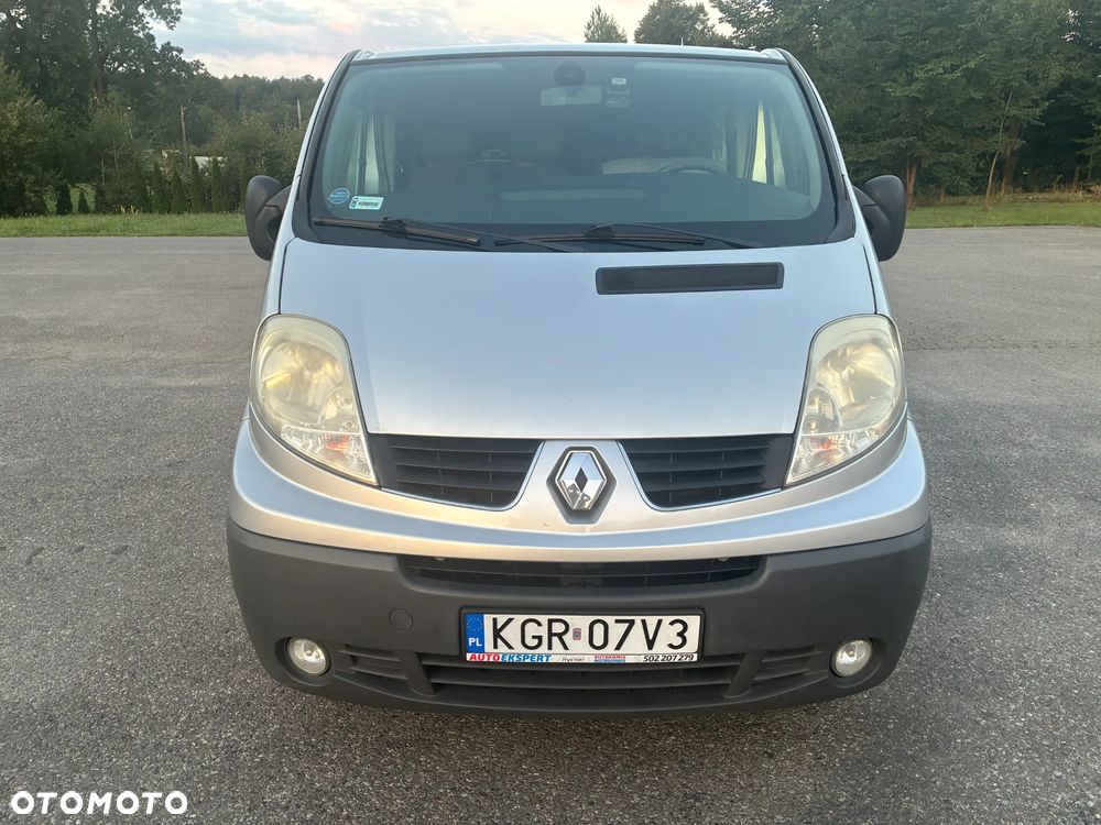 Renault Trafic - 1