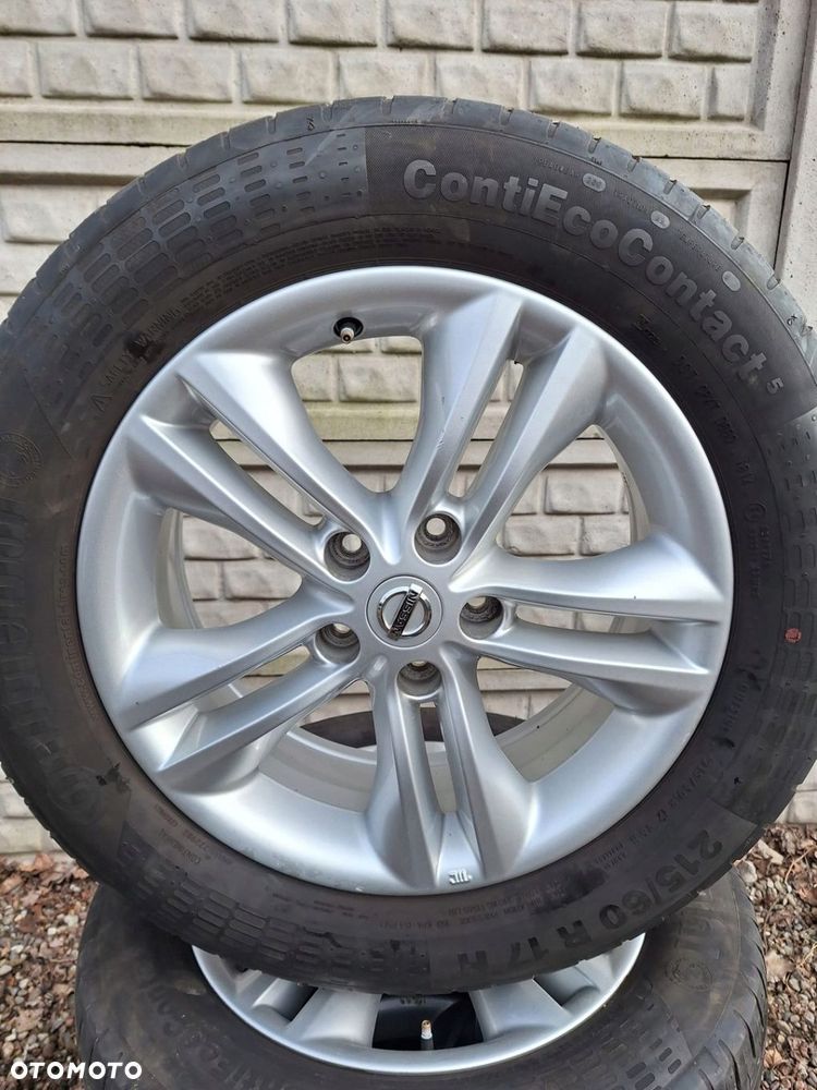 Koła Nissan  Continental 215/60R17 96H - 2