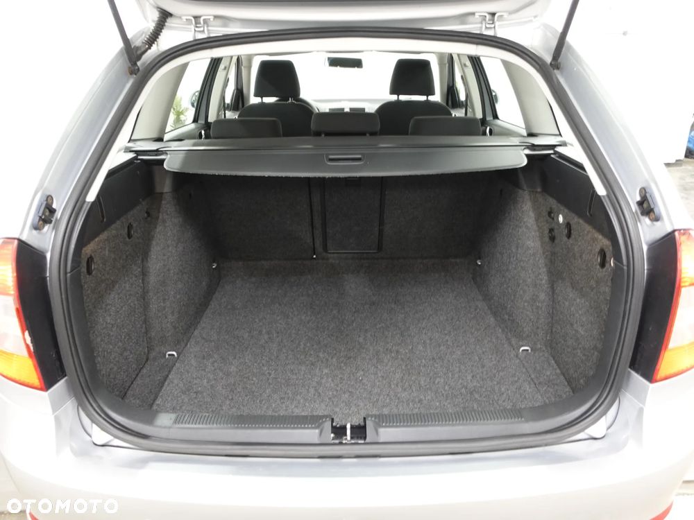 Skoda Octavia 1.6 TDI DPF Classic - 25