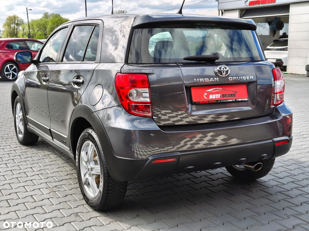 Toyota Urban Cruiser 1.4 D-4D 4x4 - 6