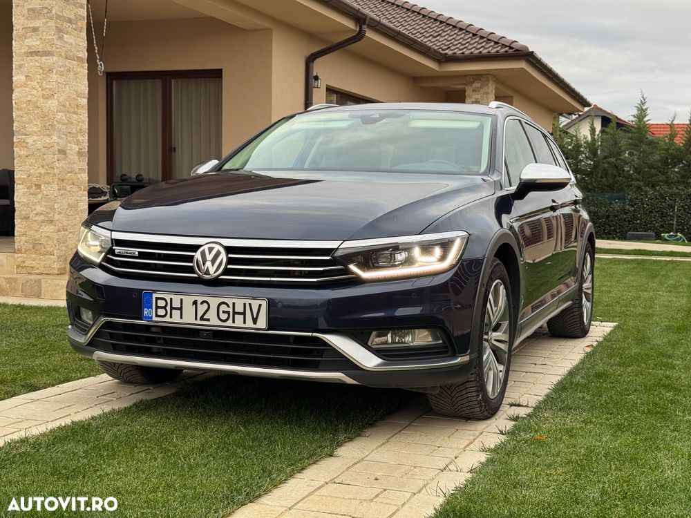 Volkswagen Passat Alltrack 2.0 TDI DSG 4Motion - 2