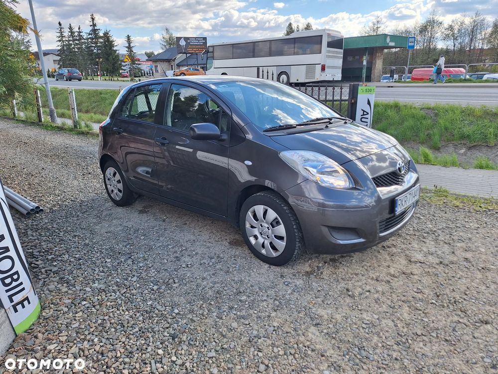 Toyota Yaris 1.0 VVT-i Life - 13