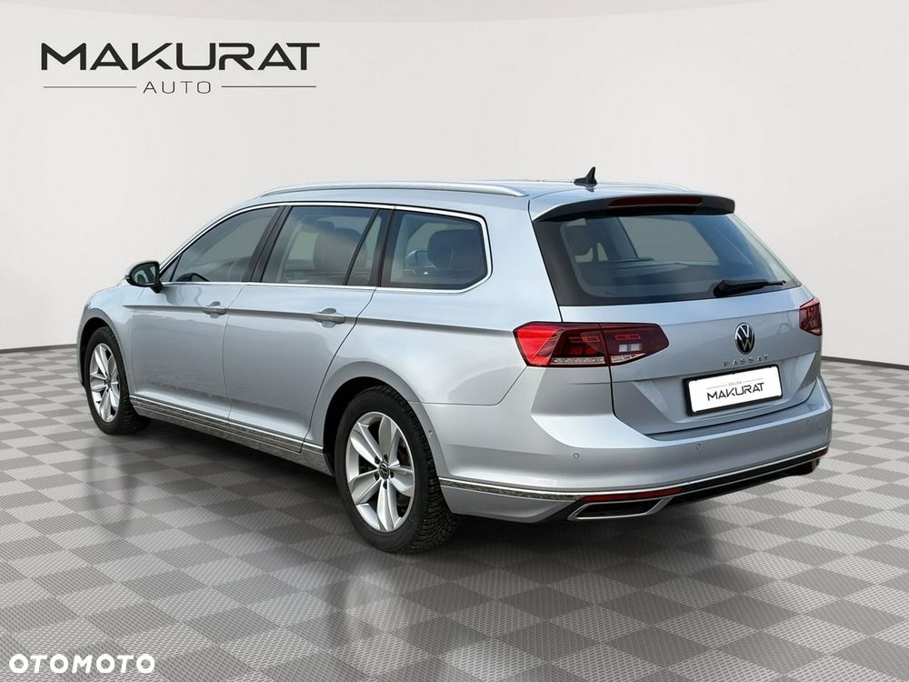 Volkswagen Passat 2023 photo 3