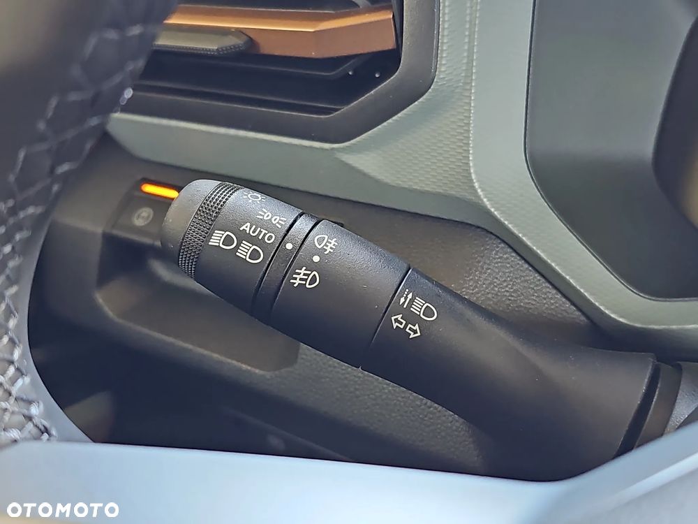 Dacia Duster 1.6 Full Hybrid 140 Extreme MMT - 16