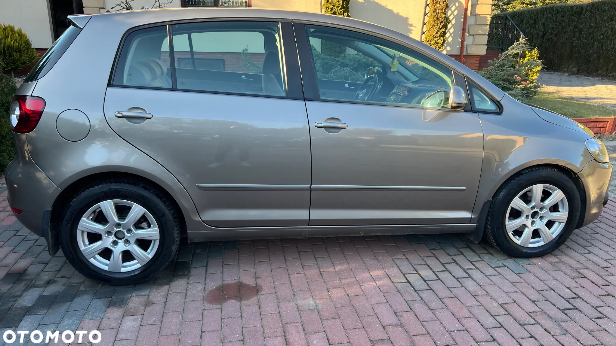 Volkswagen Golf Plus - 10