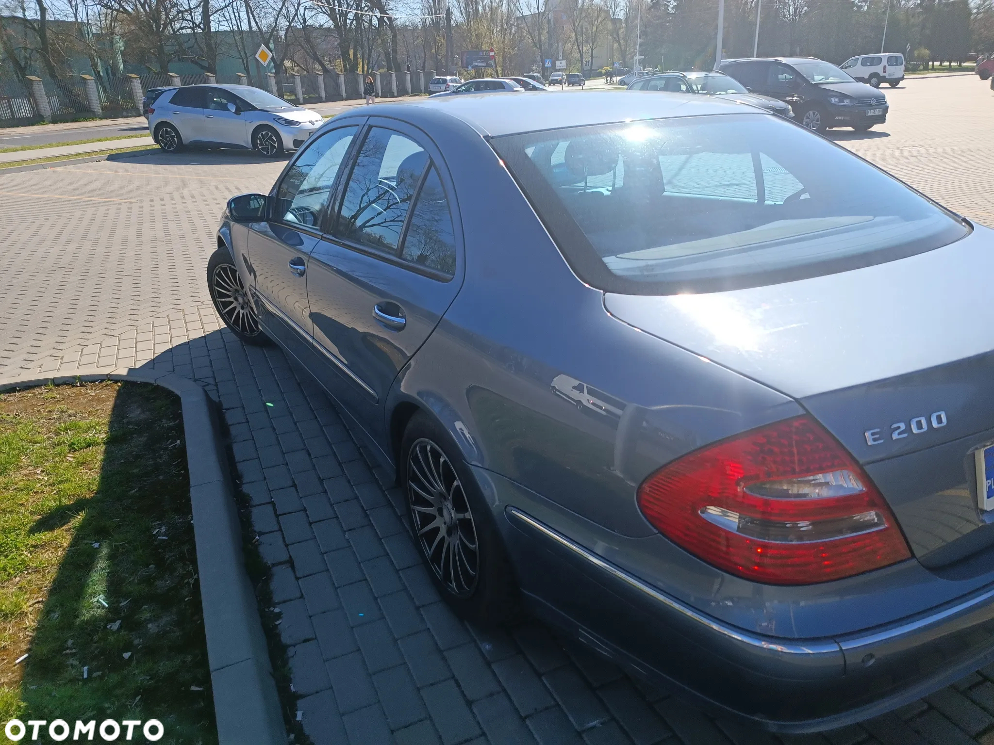 Mercedes-Benz Klasa E - 9