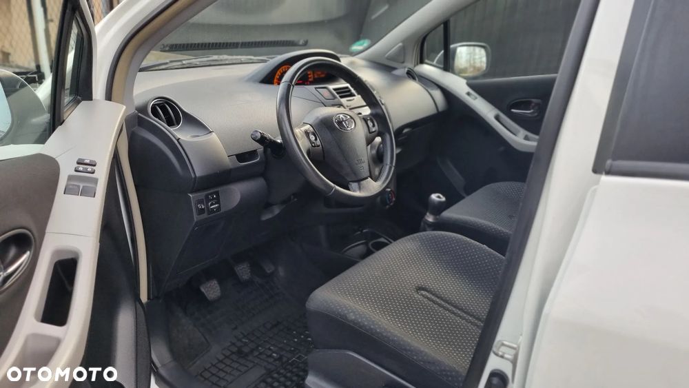 Toyota Yaris 1.0 VVT-i Edition - 9