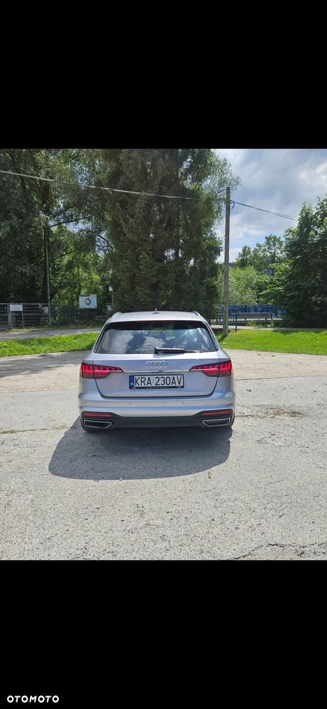 Audi A4 Avant 30 TDI S tronic advanced - 2