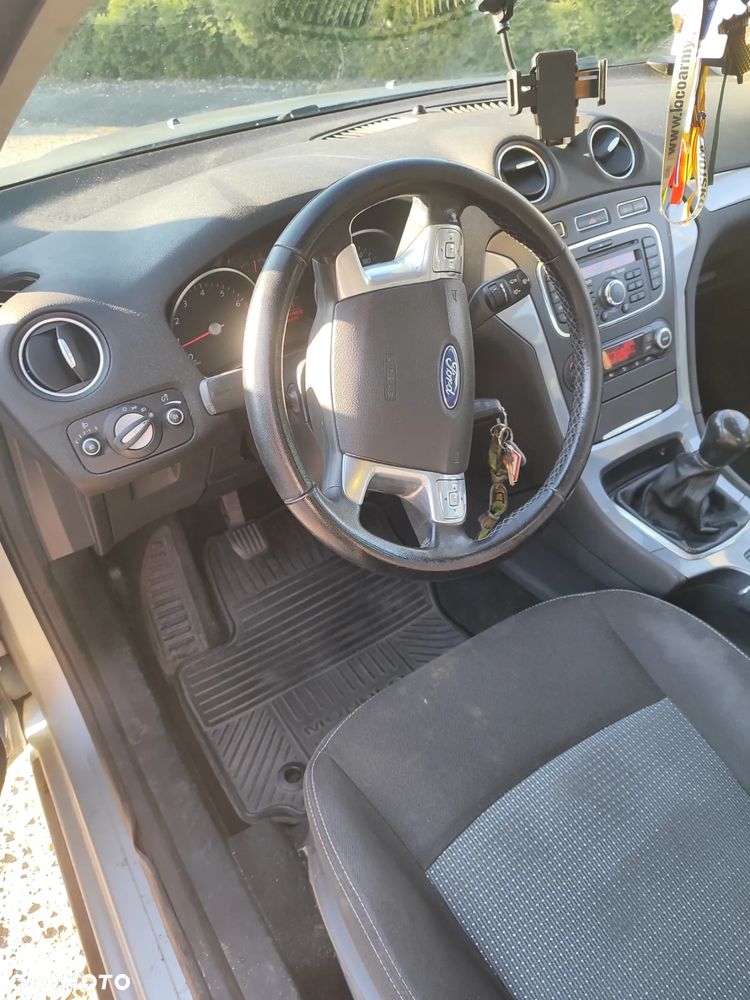 Ford Mondeo 2.0 FF Gold X - 5