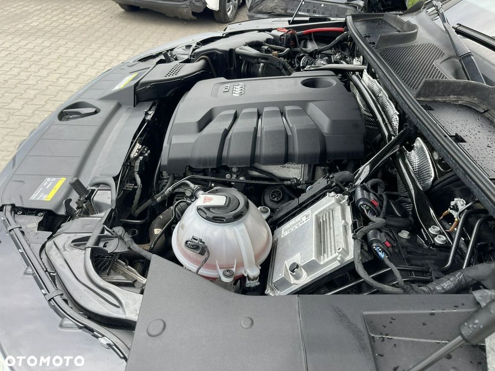 Audi Q5 2.0 TDI quattro design - 15