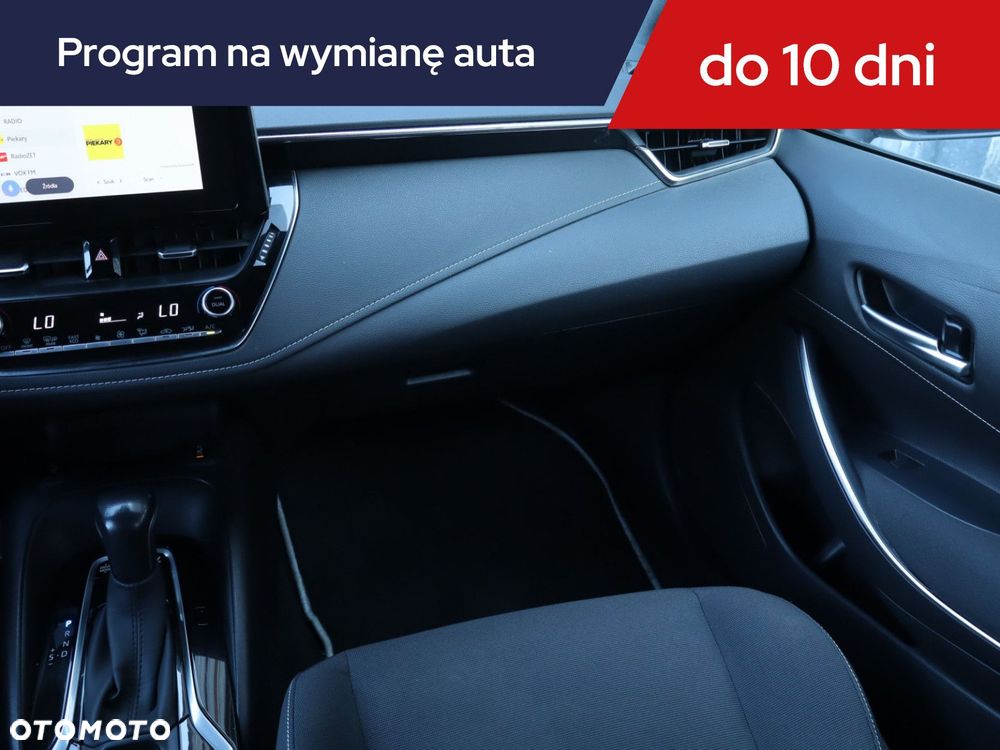 Toyota Corolla - 10