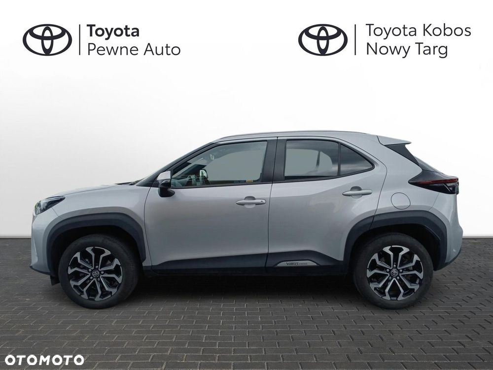 Toyota Yaris Cross Hybrid 1.5 Comfort 4x4 - 8