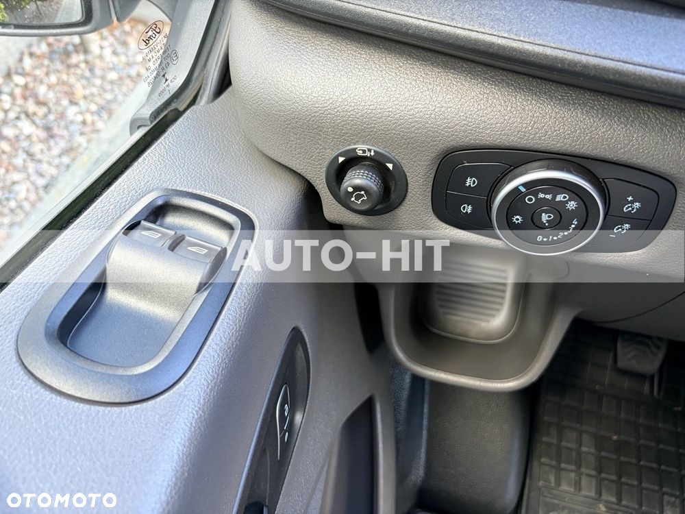 Ford Transit - 30