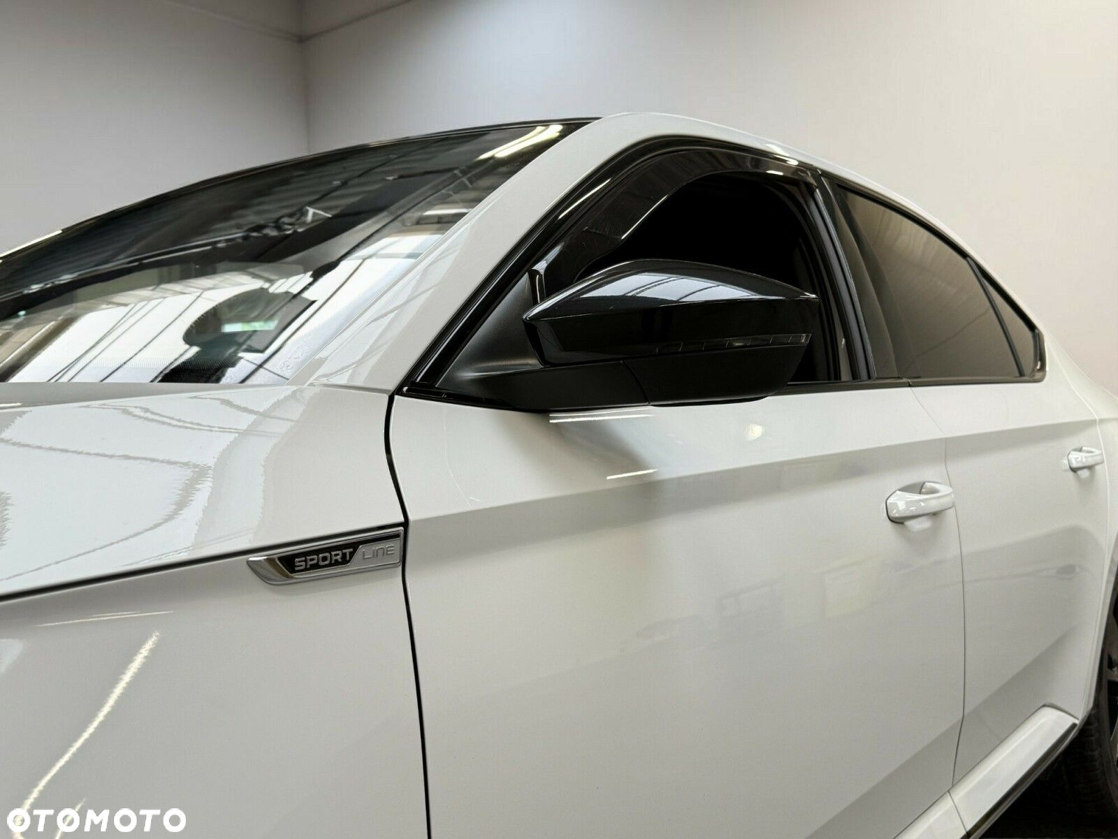 Skoda Superb 2.0 TSI Sportline DSG - 11