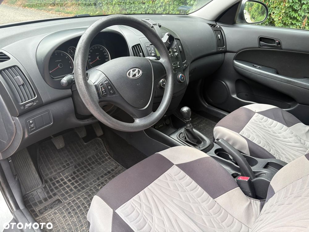 Hyundai i30 1.4 Classic - 6