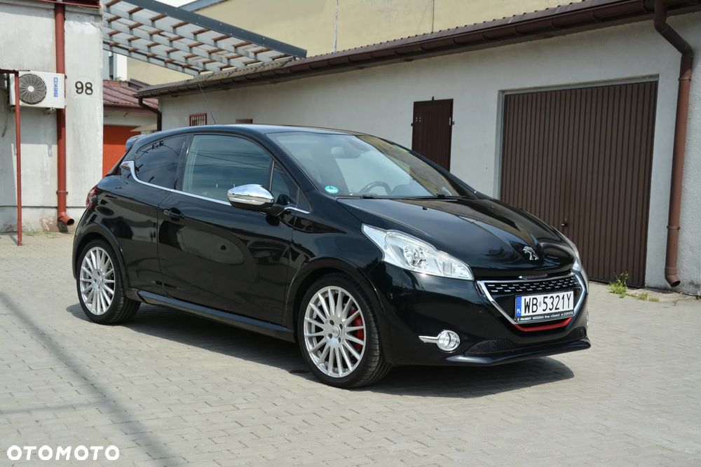 Peugeot 208 1.6 THP GTi - 2