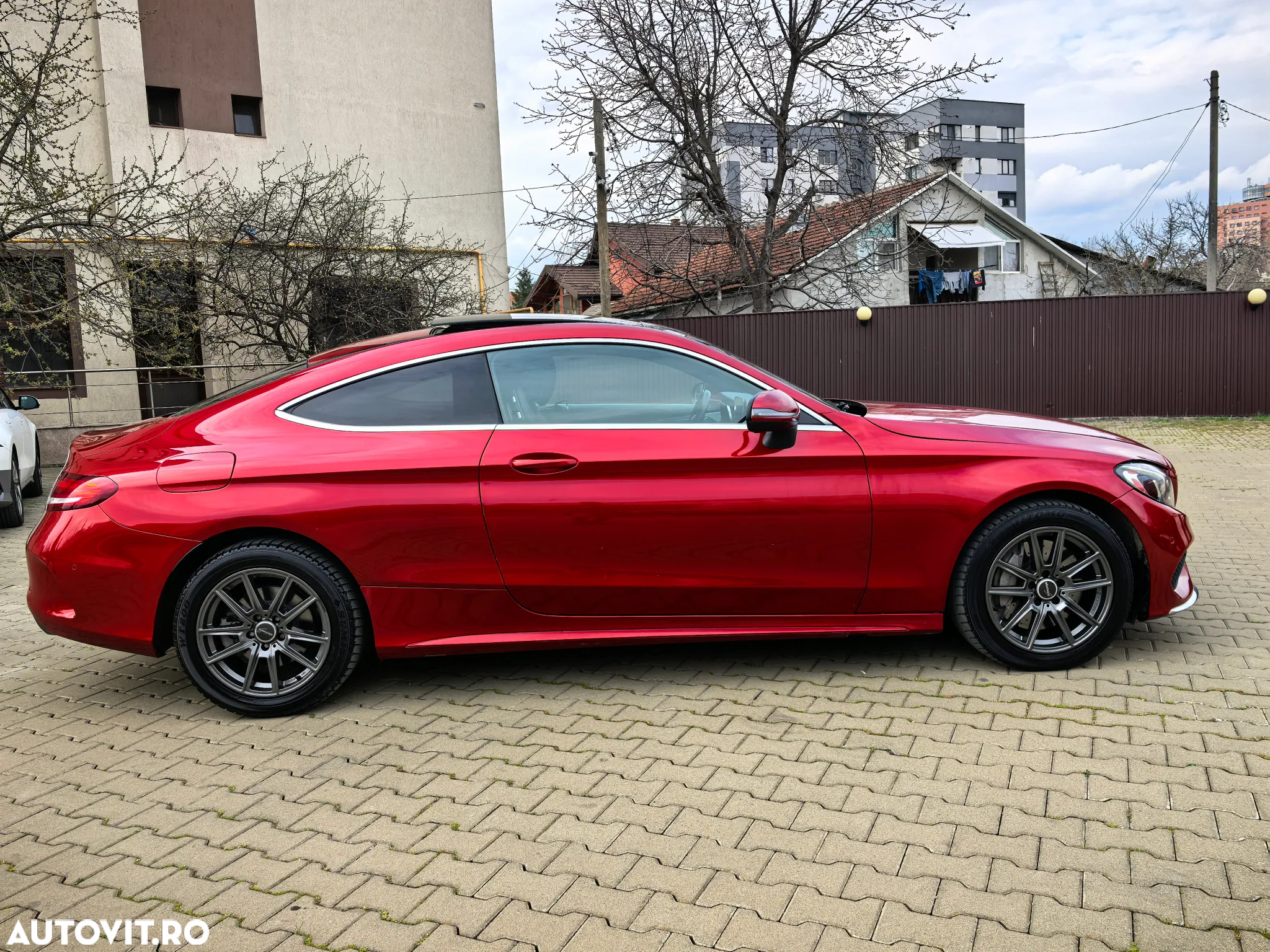 Mercedes-Benz C 250 d Coupe 4Matic 9G-TRONIC AMG Line - 10