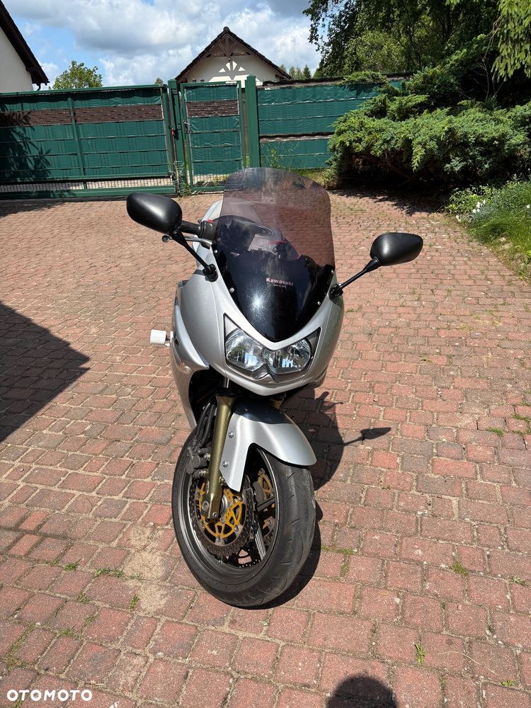 Kawasaki ER - 3