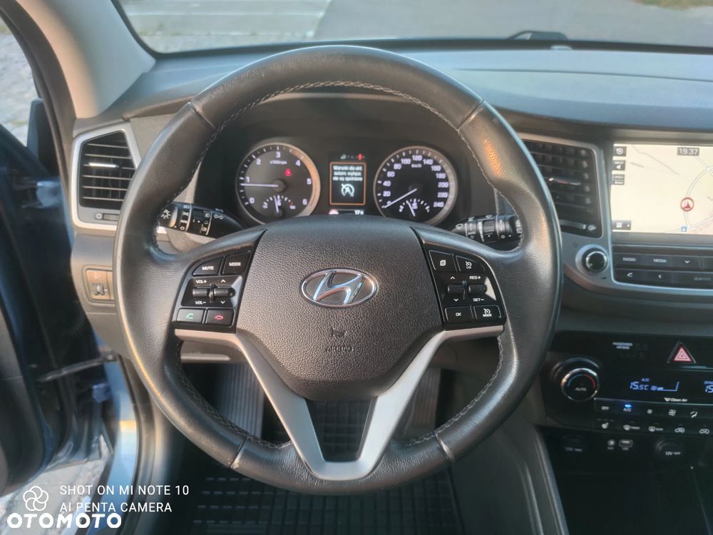 Hyundai Tucson blue 1.7 CRDi 2WD Intro Edition - 30