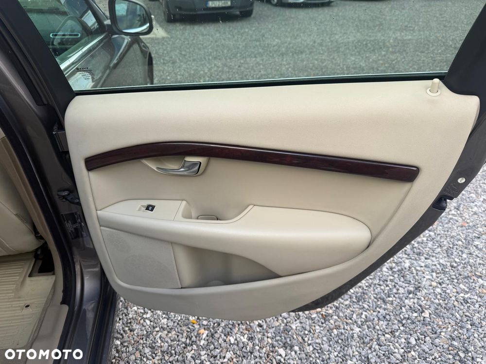 Volvo V70 - 23