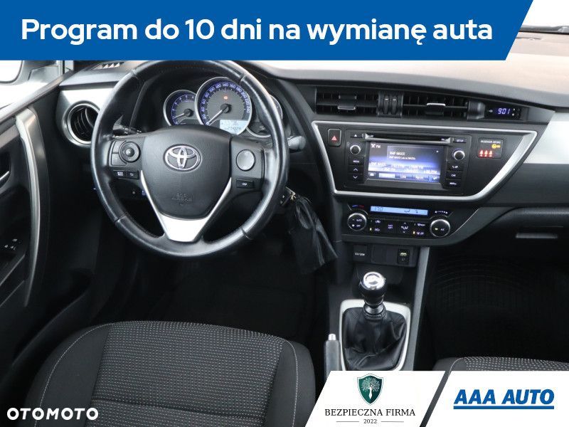 Toyota Auris - 9