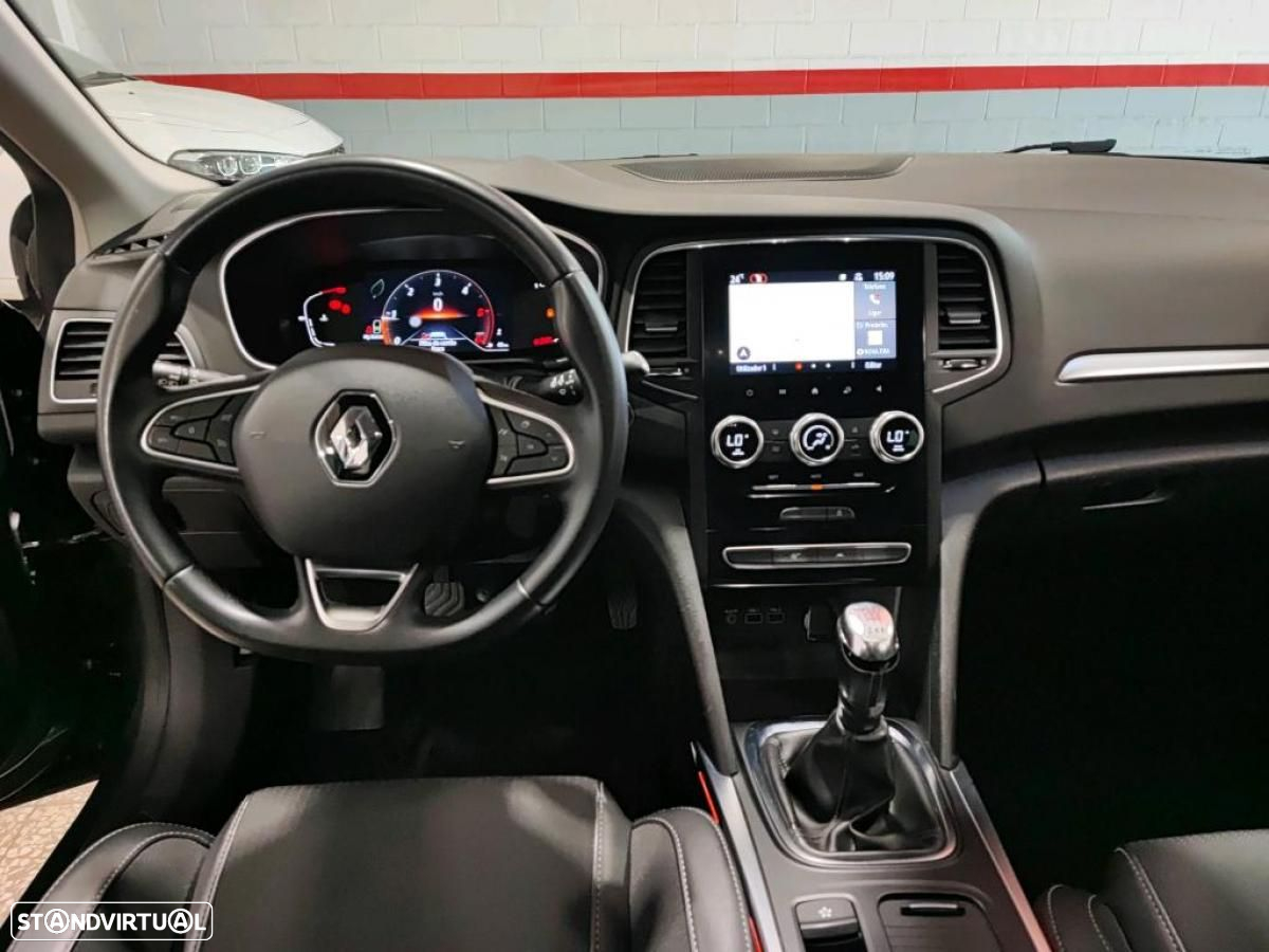 Renault Mégane Sport Tourer 1.5 Blue dCi Intens - 4