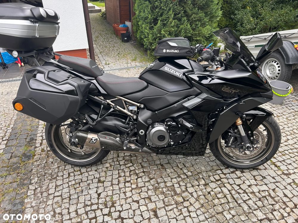 Suzuki GSX 1000 - 25