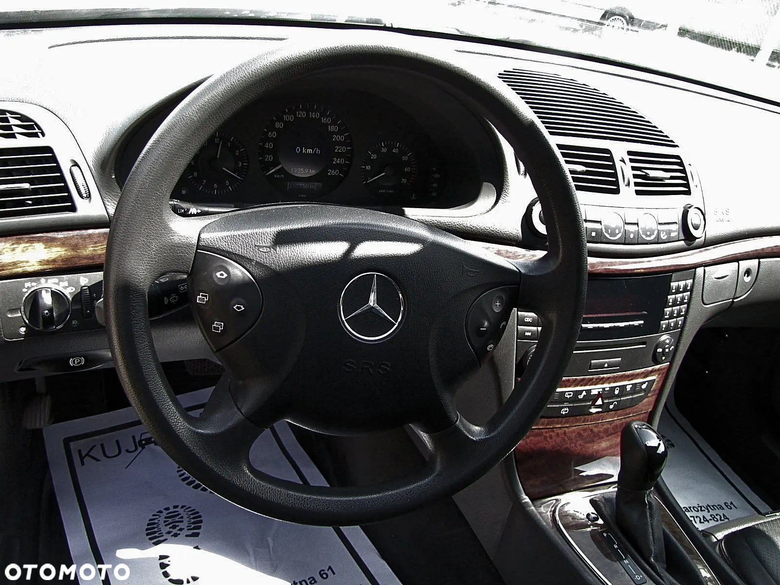 Mercedes-Benz Klasa E 200 T Kompressor Automatik Elegance - 28