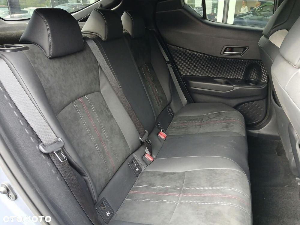 Toyota C-HR 1.8 Hybrid GPF GR Sport - 23