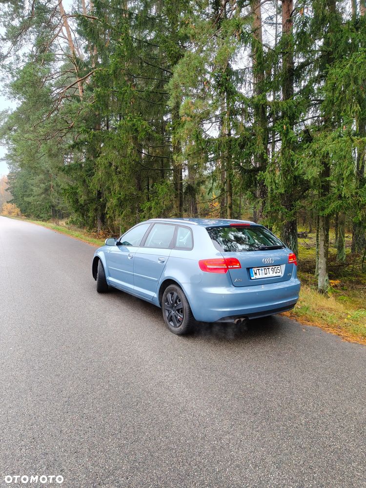 Audi A3 Sportback 1.4 TFSI Ambiente - 22