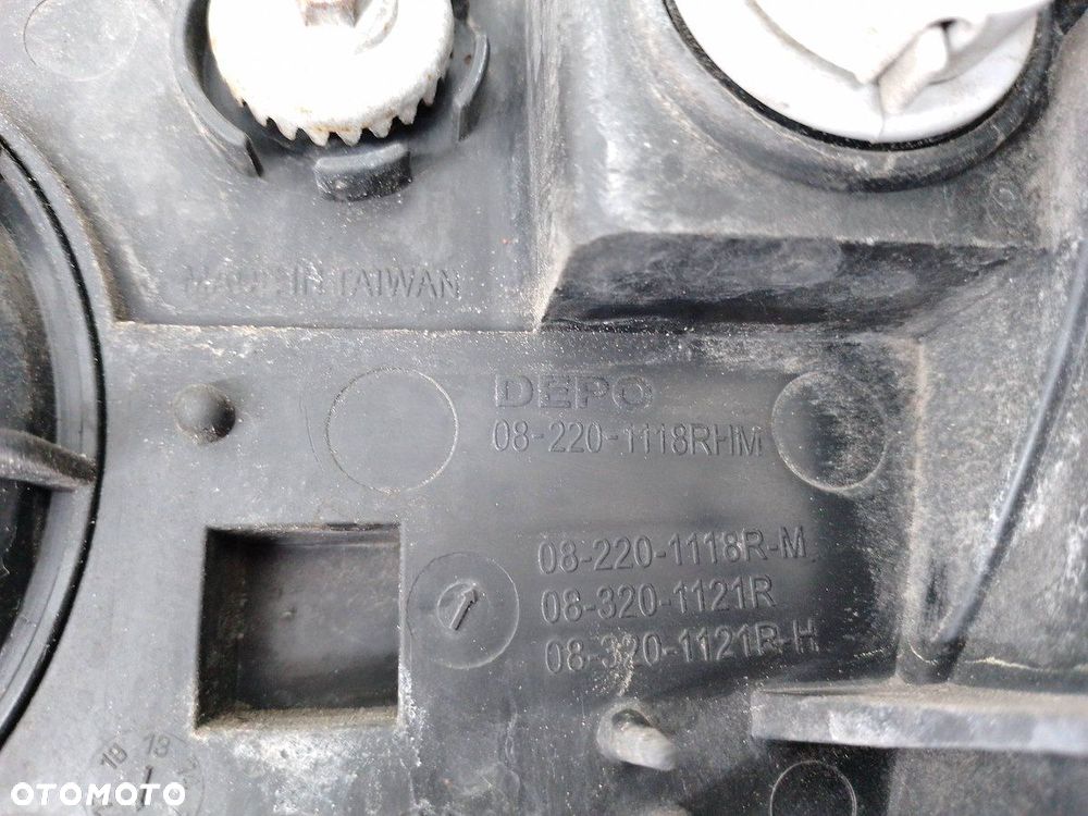 LAMPA PRZÓD PRAWA SUBARU FORESTER III 08-220-1118RHM - 9