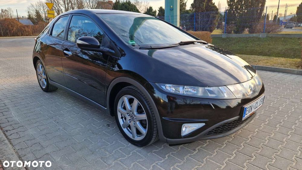 Honda Civic 2.2i-CTDi DPF Executive - 3