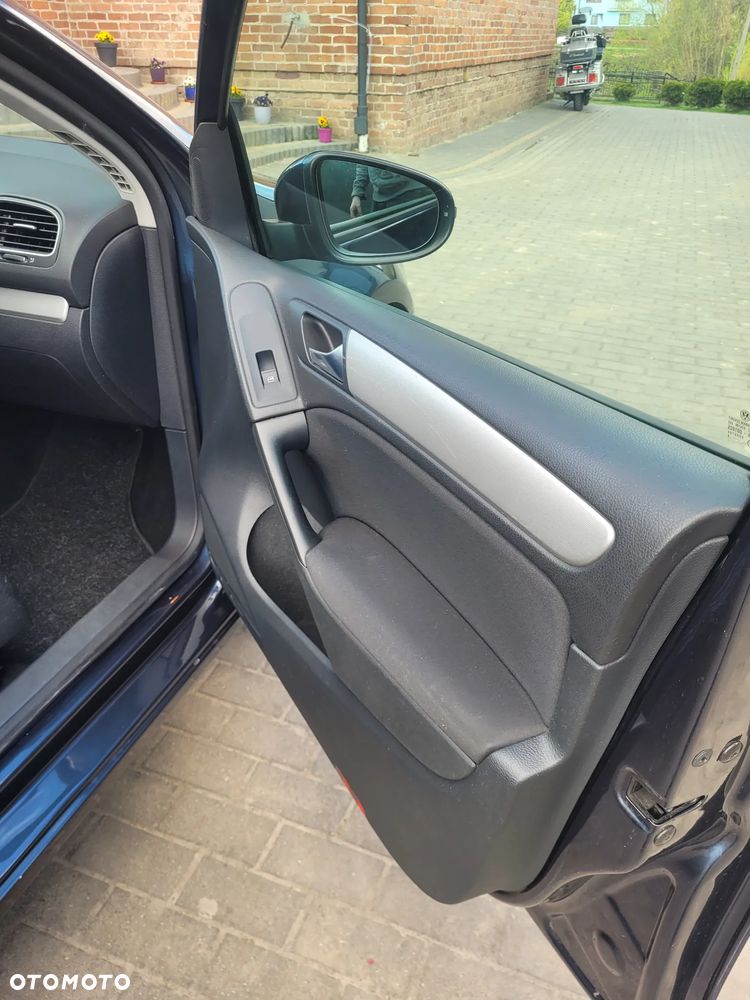 Volkswagen Golf 1.2 TSI BlueMotion Technology Style - 33