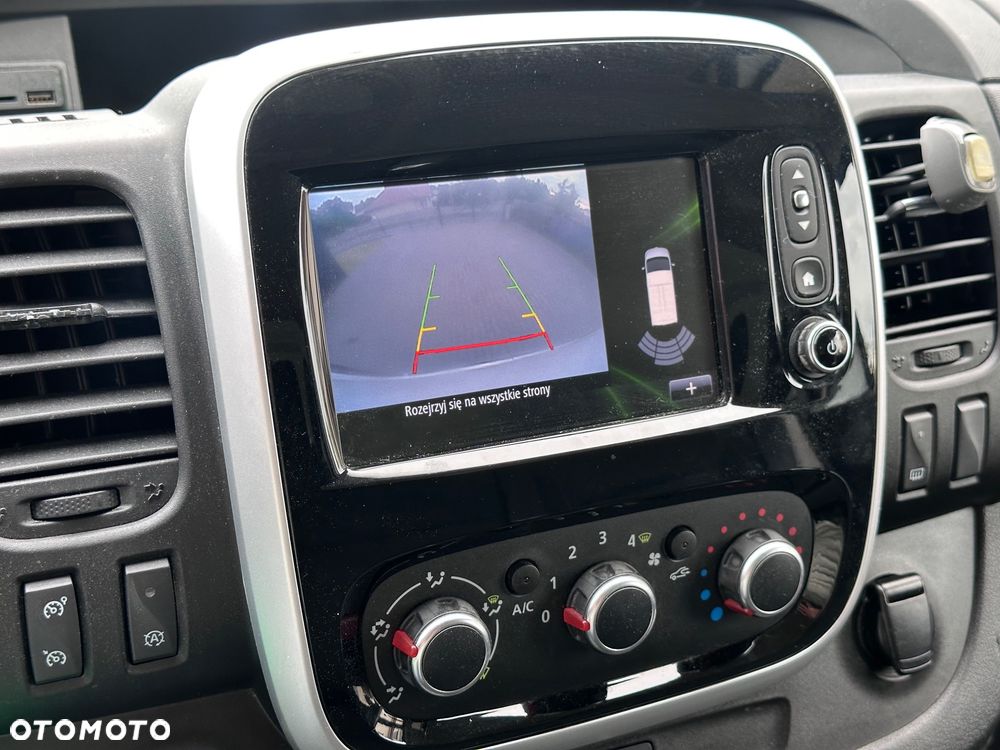 Renault Trafic - 18