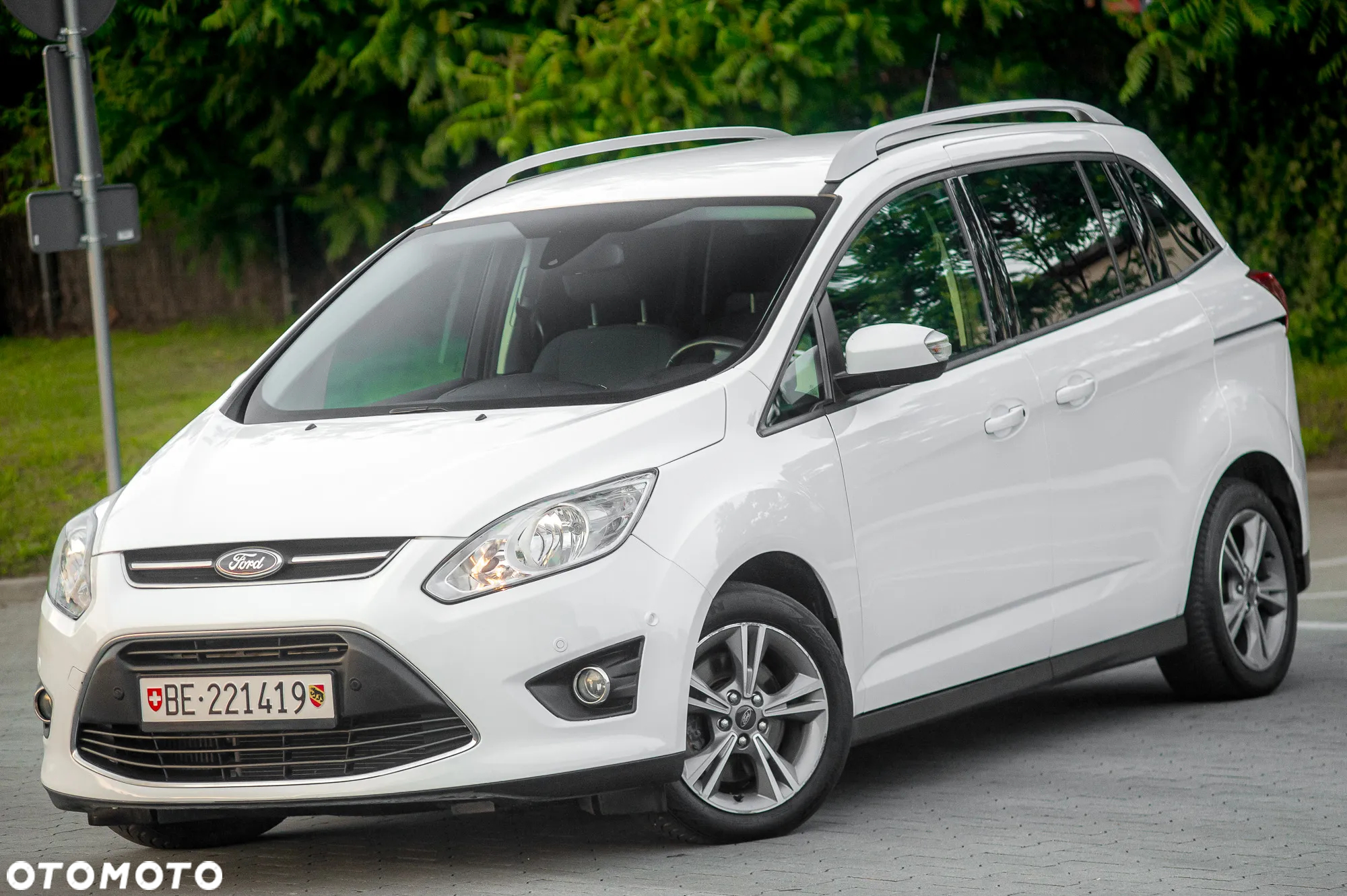 Ford Grand C-MAX - 12