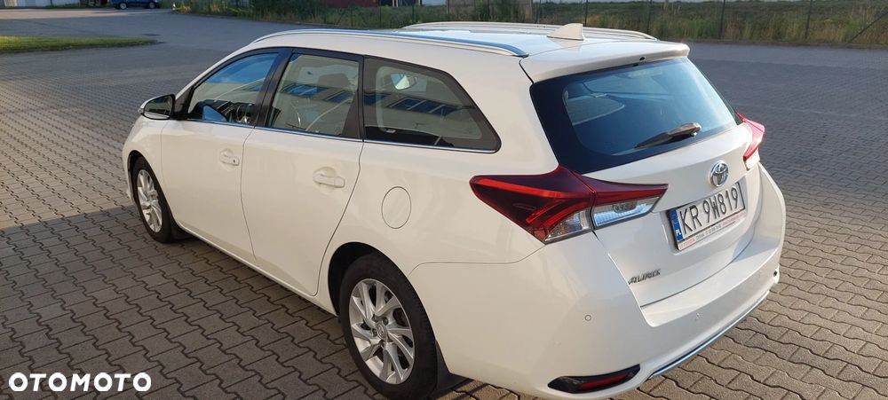 Toyota Auris 1.4 D-4D Comfort - 15