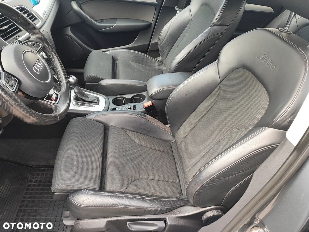 Audi Q3 35 TDI Quattro S tronic S line - 32