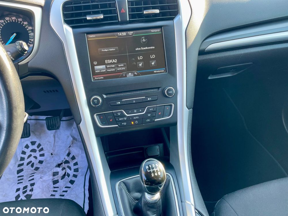 Ford Mondeo 2.0 TDCi STart-Stopp Titanium - 29