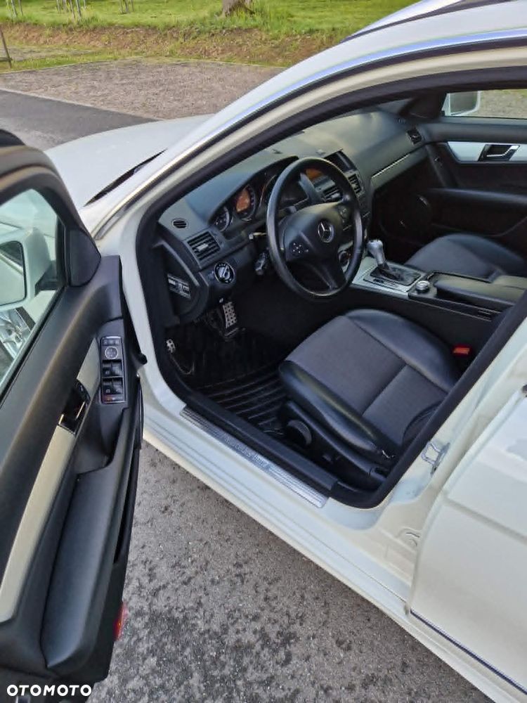 Mercedes-Benz Klasa C 200 7G-TRONIC Avantgarde Edition - 9