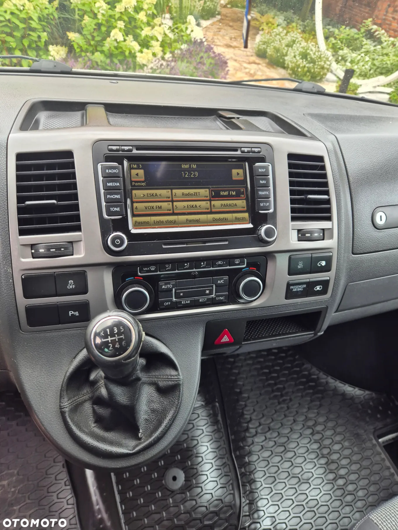Volkswagen Caravelle TDI L2 Comfortline - 6