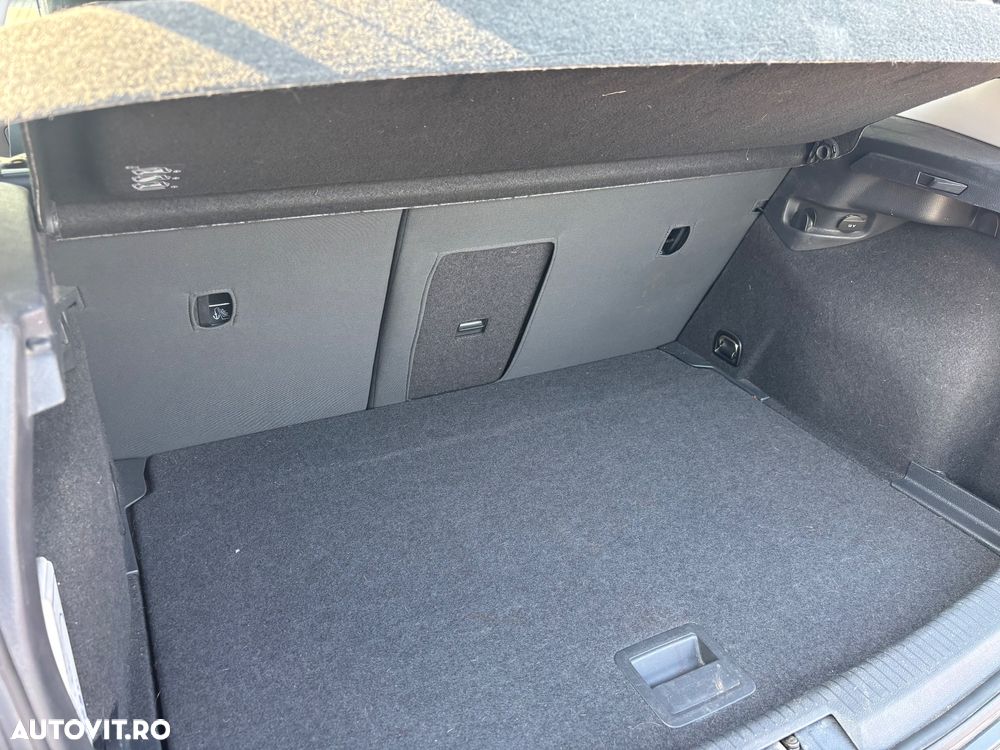 Volkswagen Golf 1.4 TSI BMT Comfortline - 7