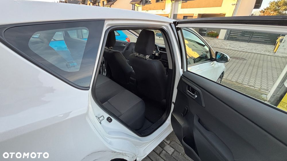 Toyota Auris 1.33 VVT-i Active - 15