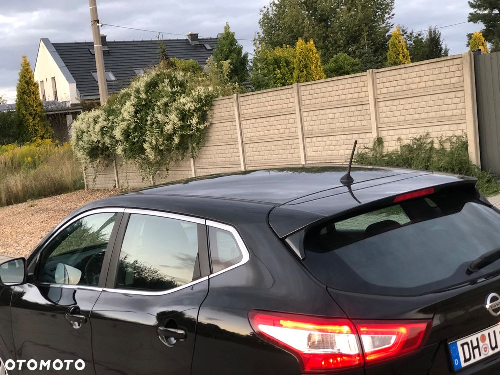 Nissan Qashqai 1.5 dCi N-Connecta - 18
