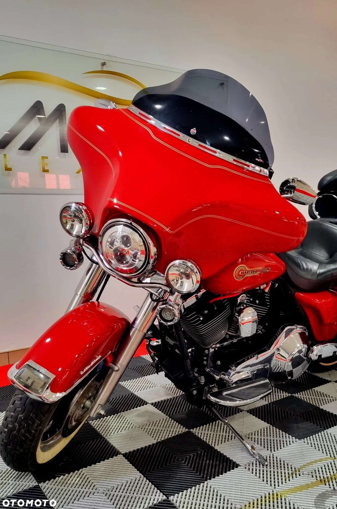 Harley-Davidson FLHTCU Ultra - 5